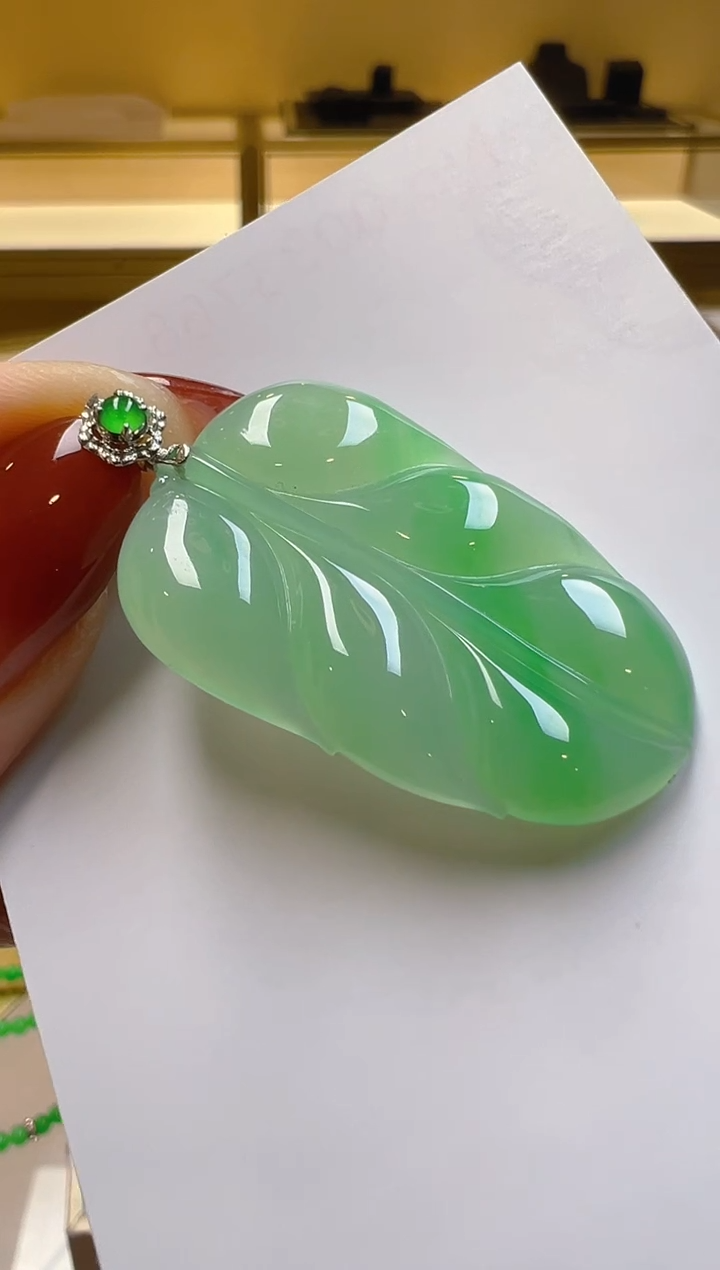 【闪购商品】翡翠吊坠(不含链)18K金镶嵌多样性团购发一件