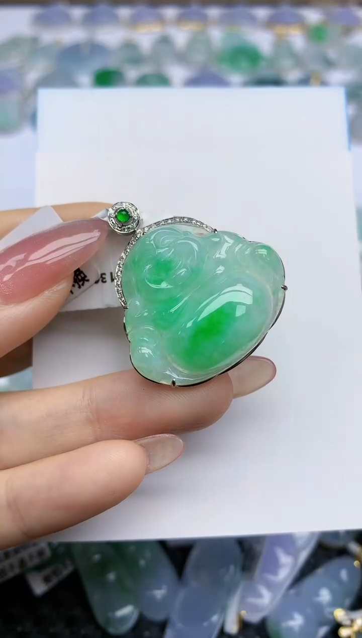 【闪购商品】翡翠挂件18K金镶嵌天然翡翠A货