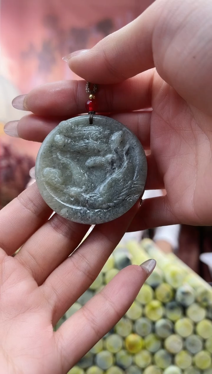 未镶嵌岫玉吊坠·