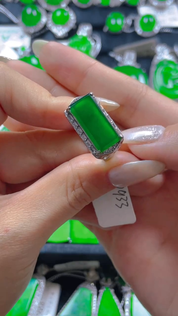 银S925镶嵌戒指翡翠钞****降11