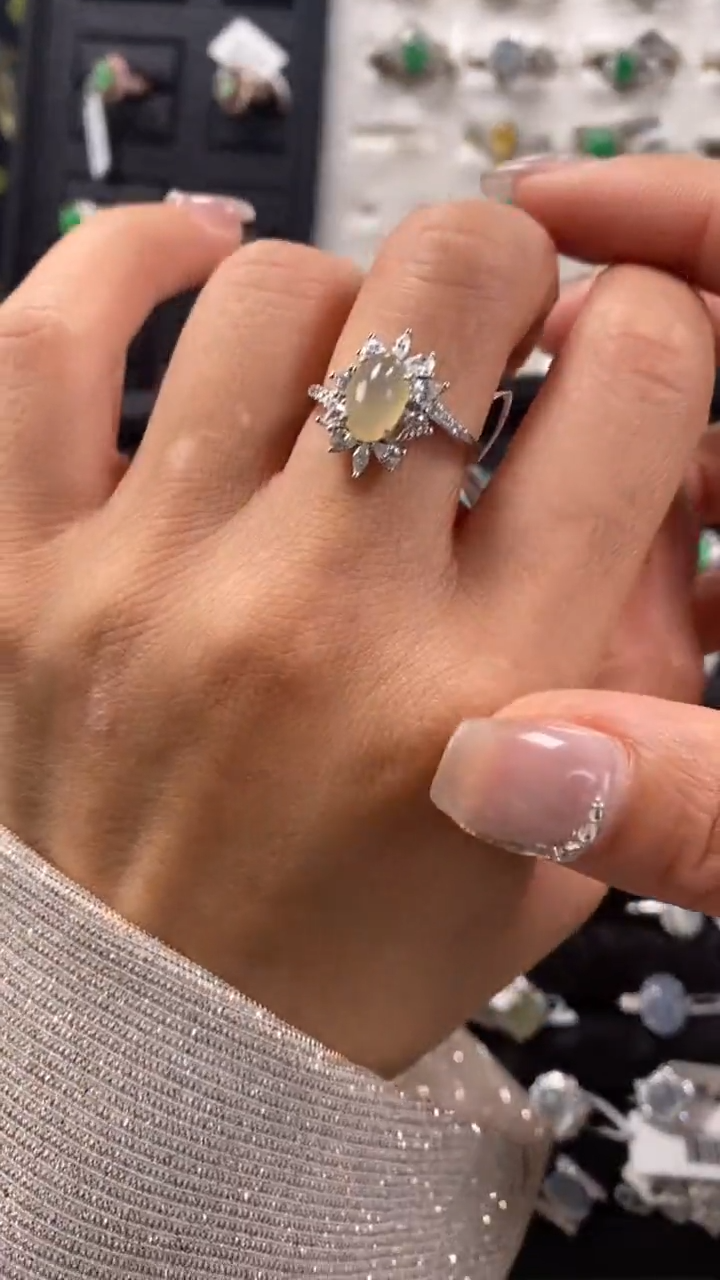 【闪购商品】翡翠戒指银S925镶嵌8907