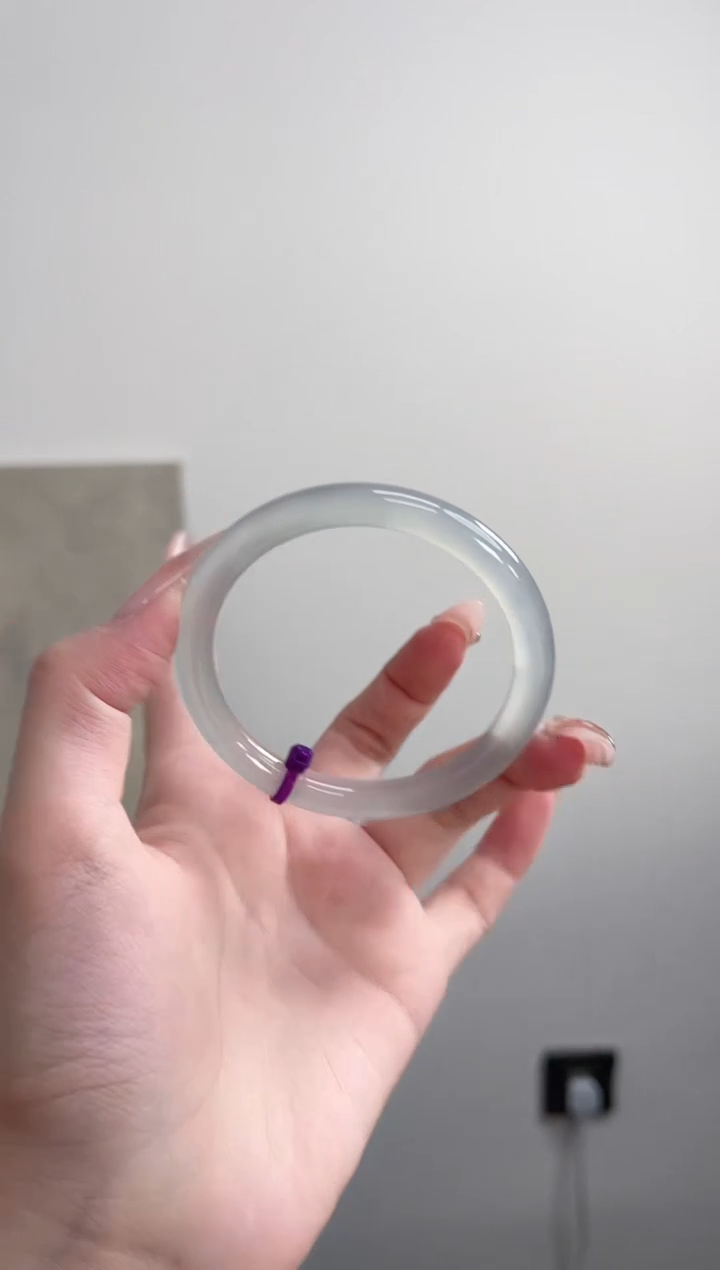 【闪购商品】玛瑙/玉髓手镯未镶嵌55-56圈 需要包容圆条