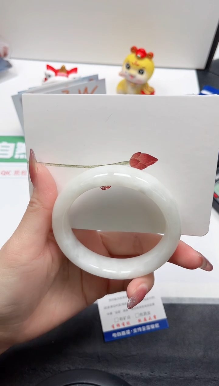 【闪购商品】和田玉手镯未镶嵌234-59