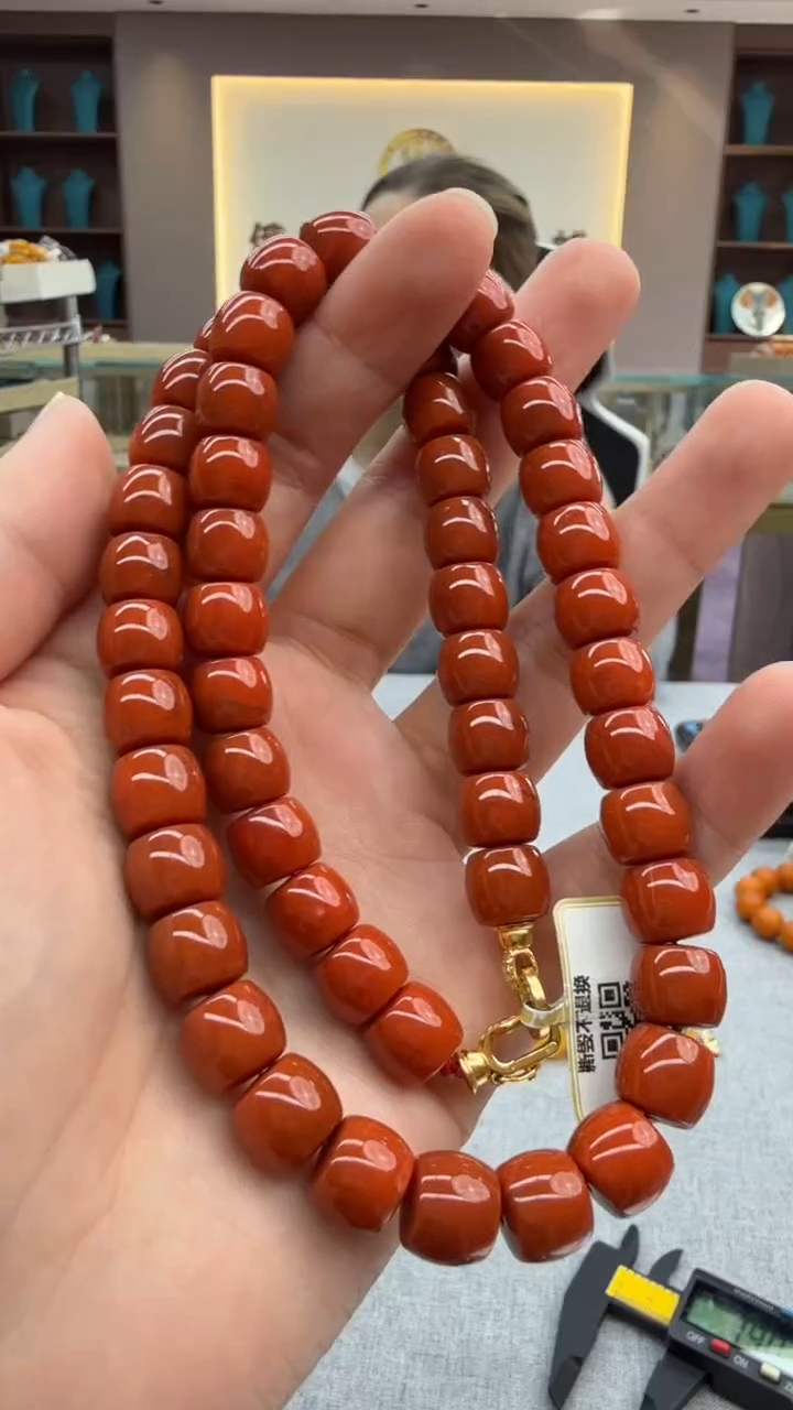 颈饰未镶嵌南红玛瑙320秒拍号 假一罚三
