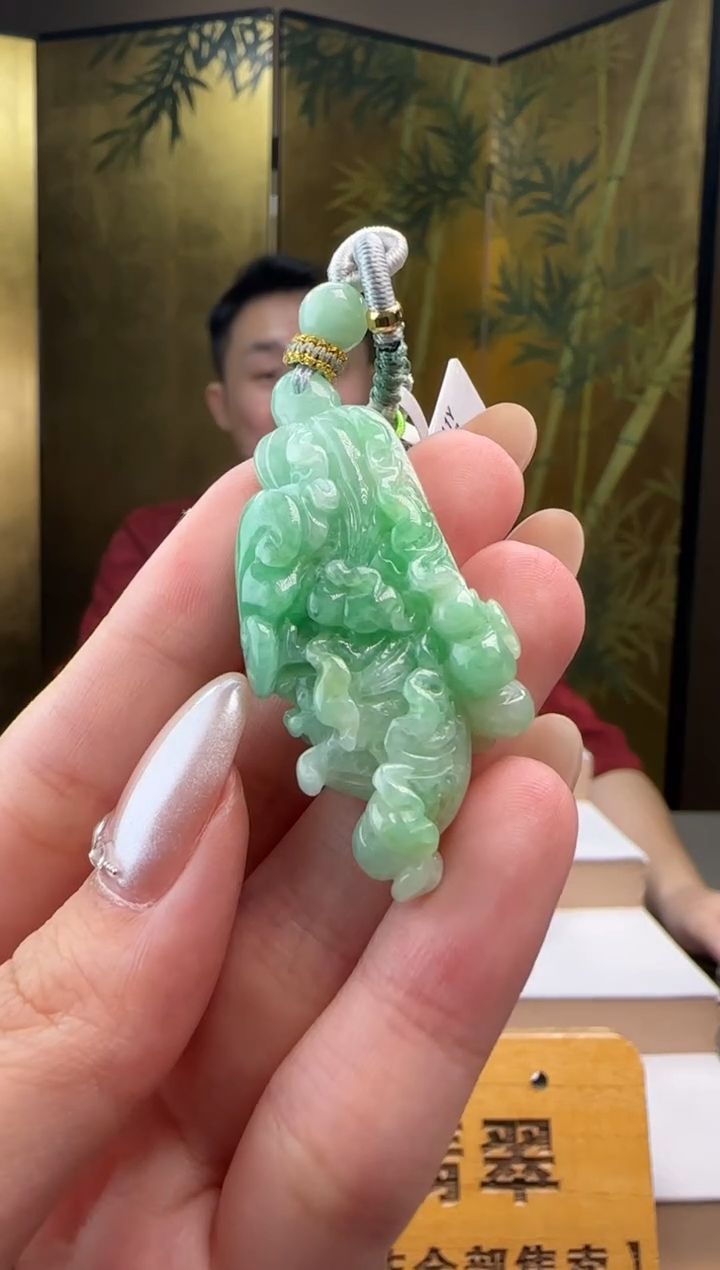 颈饰未镶嵌翡翠CC@@60B7J19779