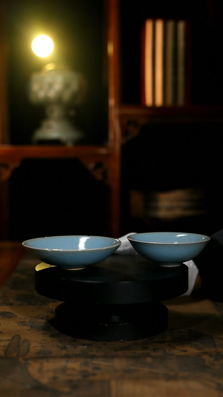 原矿天蓝釉葵口盏+敞口杯