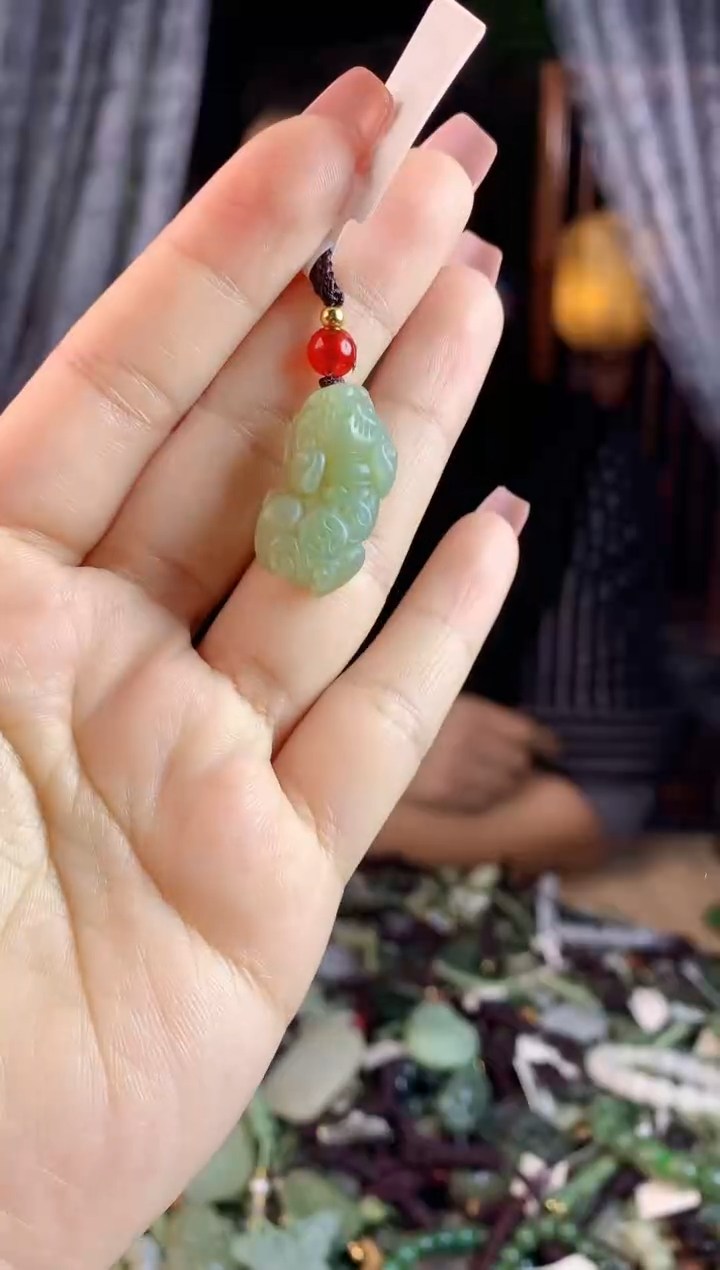 【闪购商品】和田玉挂件未镶嵌多样性发货拍一发一