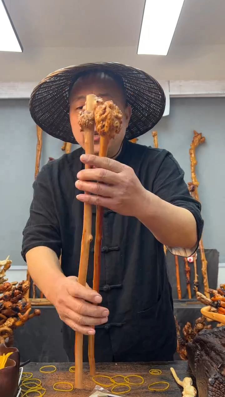 【闪购商品】黑果木其他黑果木784