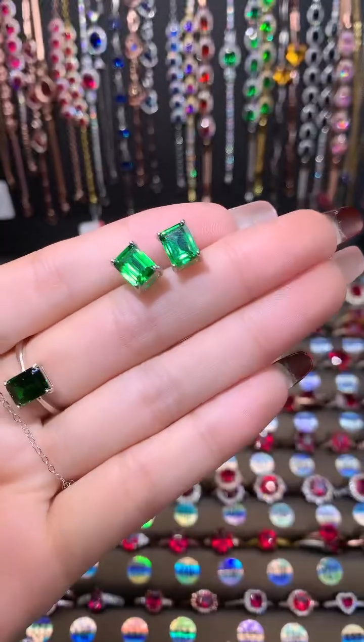 【闪购商品】透辉石耳坠银S925镶嵌银色