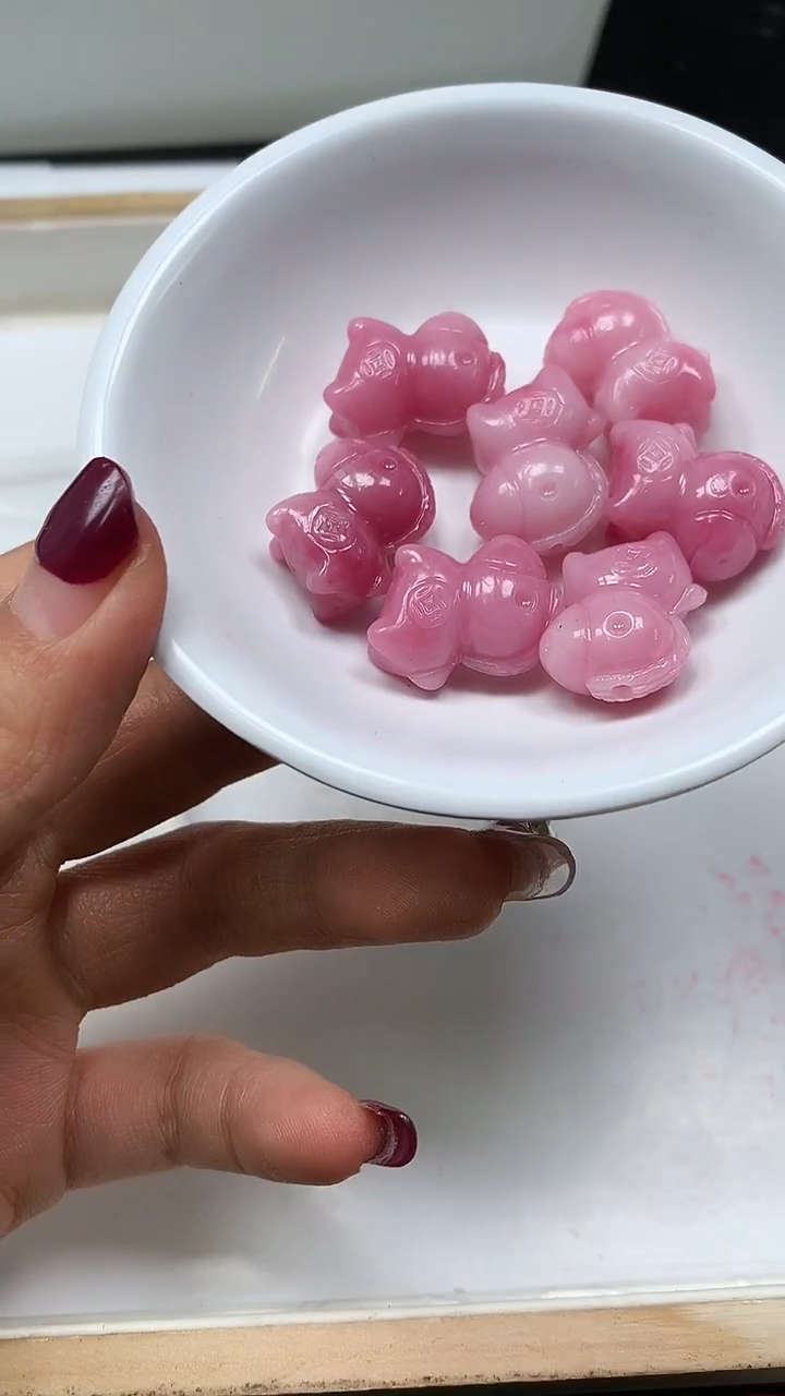 未镶嵌散珠拼合珍珠（马贝珠）A2073 紫女皇贝小马19*19mm2个5.8元