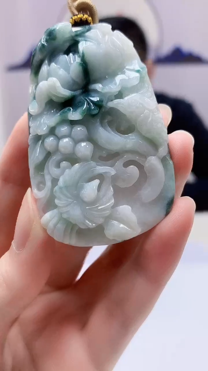 【闪购商品】定制翡翠未镶嵌5152zm-毛货挂件114