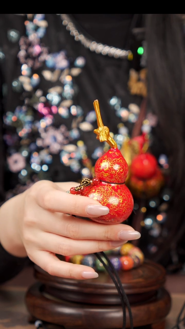 【闪购商品】121易林脖挂大漆小葫芦----168