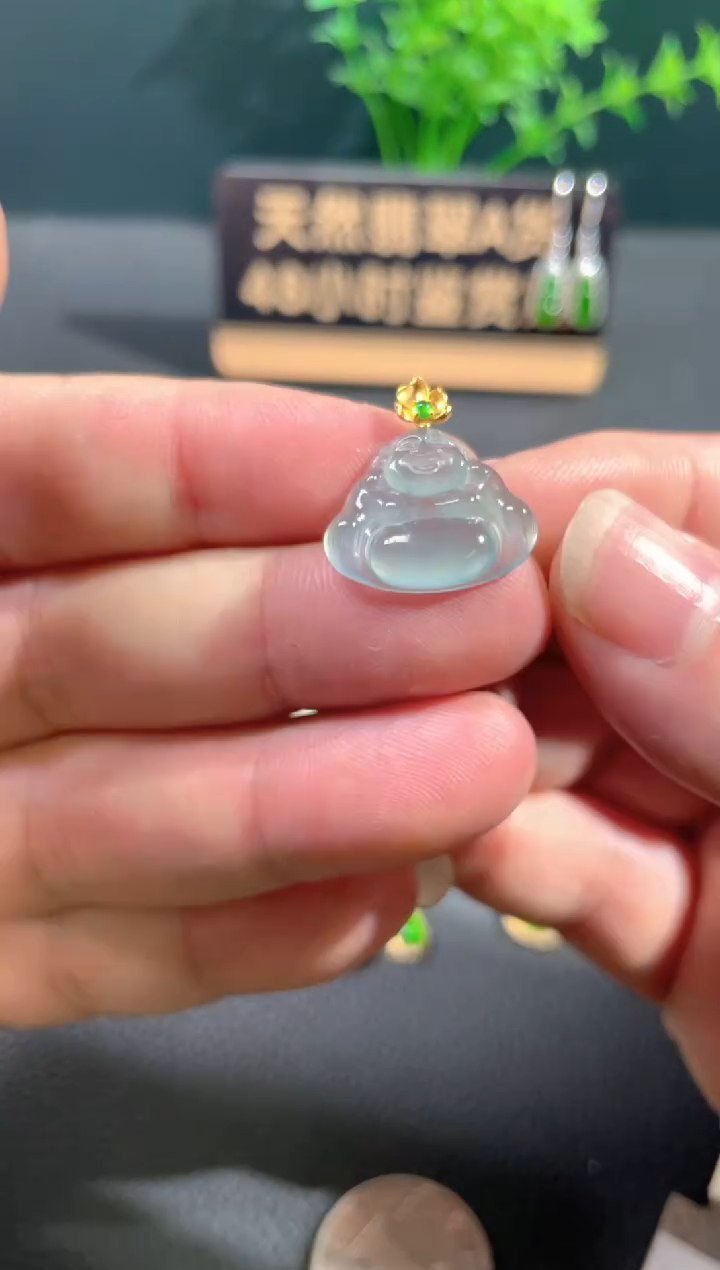 【闪购商品】翡翠颈饰18K金镶嵌翡翠