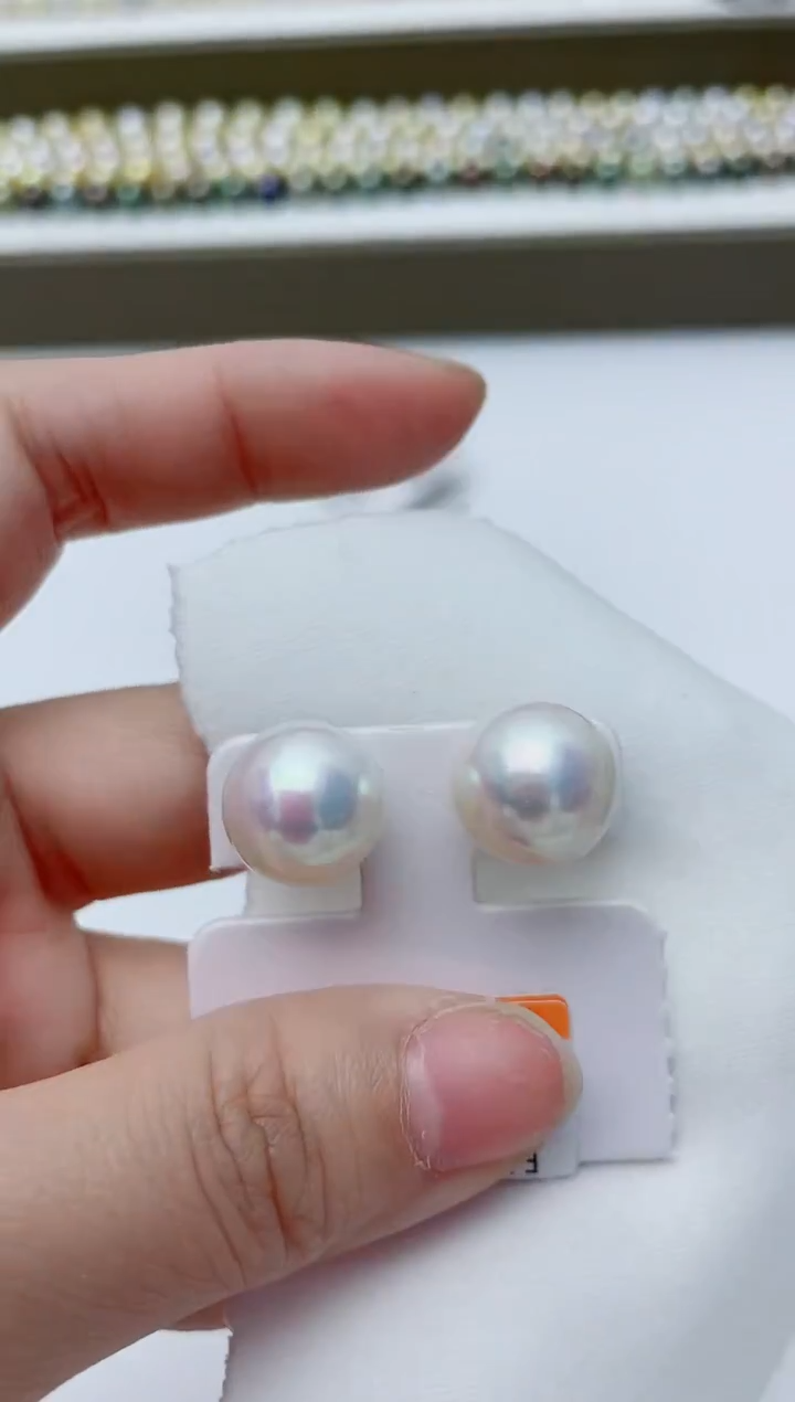 【闪购商品】淡水珍珠耳饰18K金镶嵌A79