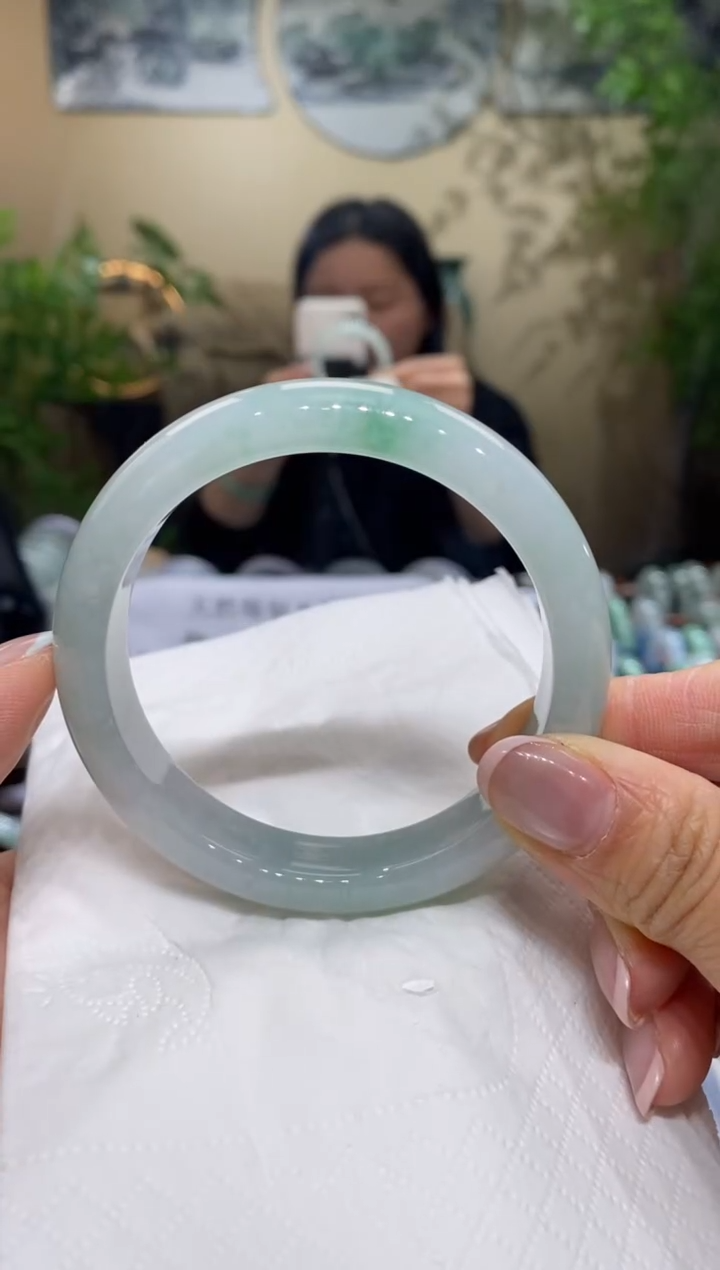 【闪购商品】翡翠手镯未镶嵌翡翠