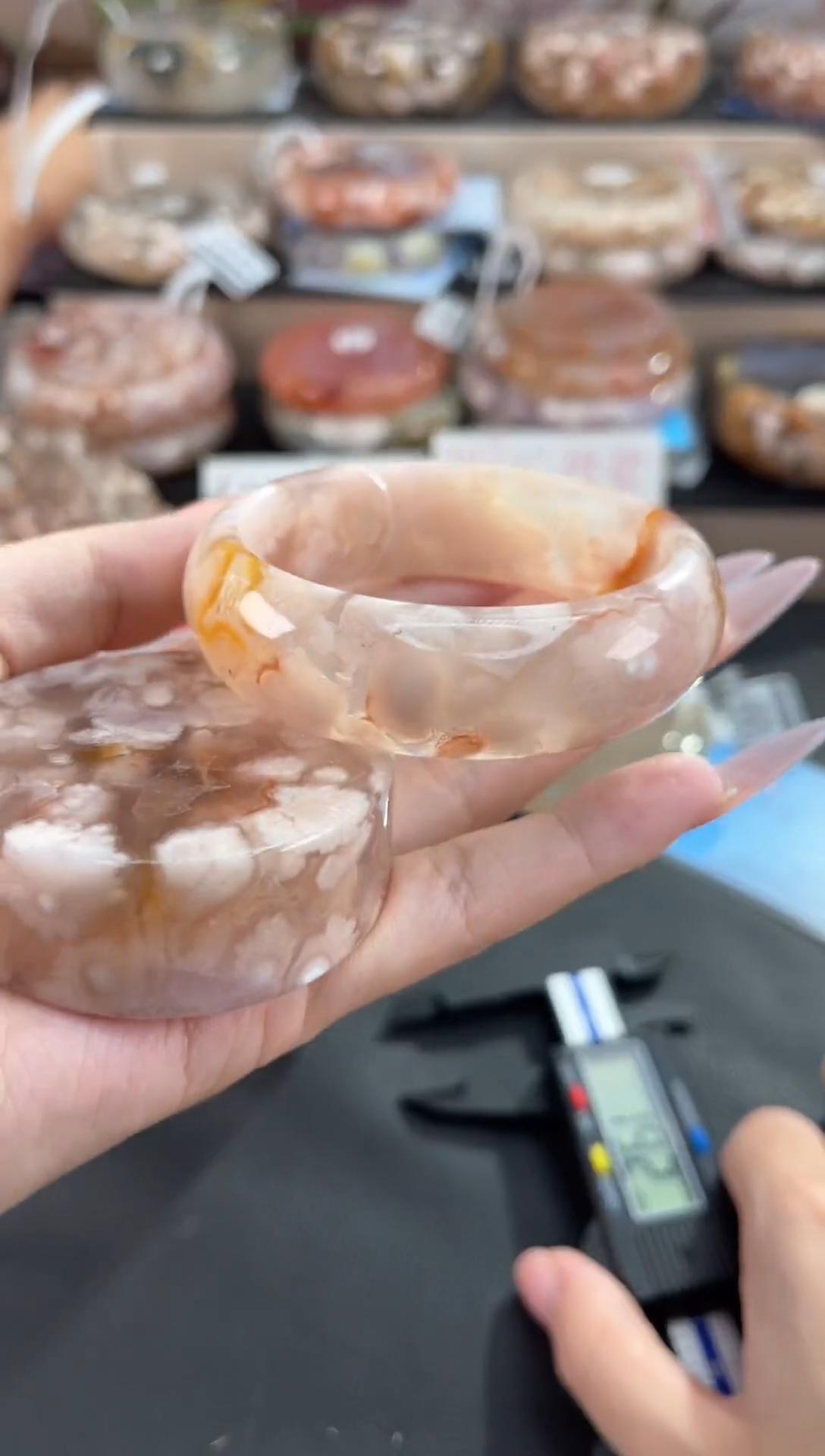 未镶嵌手镯石英质玉55