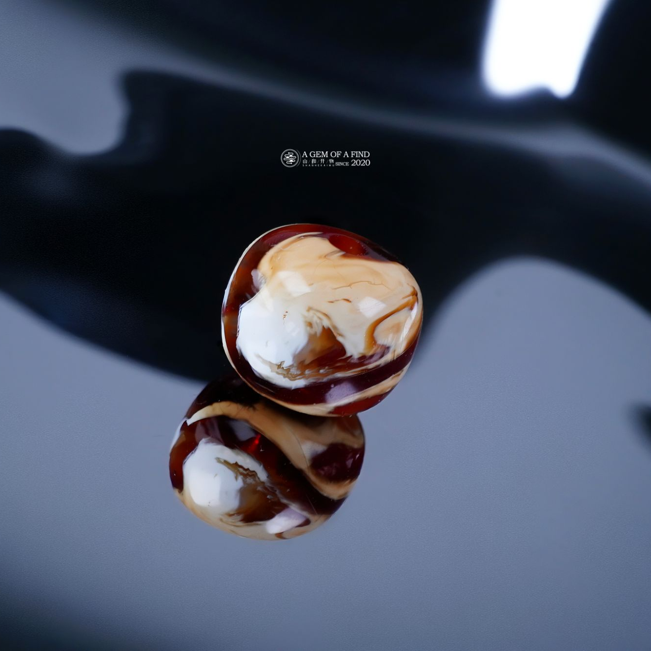 山和开物｜8.5mm红白彩沁拉丝溶洞妖花老型文玩配饰 天然琥珀蜜蜡