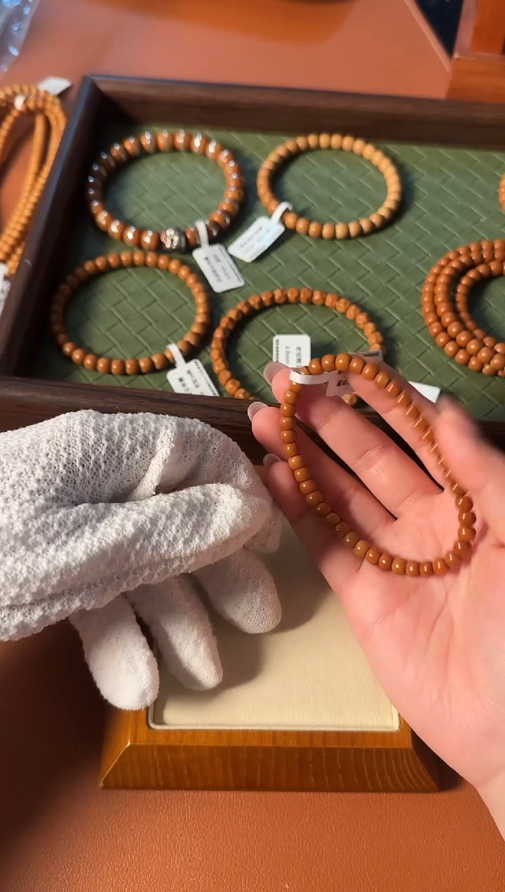 手串橄榄核【168】5.5mm老挝核尖老型单圈