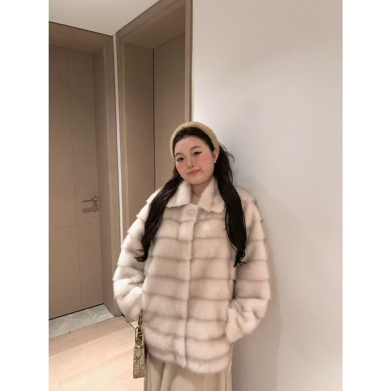 慧芝huizhi 6205排骨瘦瘦草外套 定制款 贵气微胖显瘦草草外套