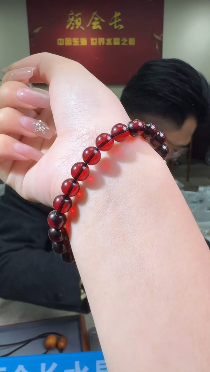 【闪购商品】血珀手链未镶嵌多样性发一件 061