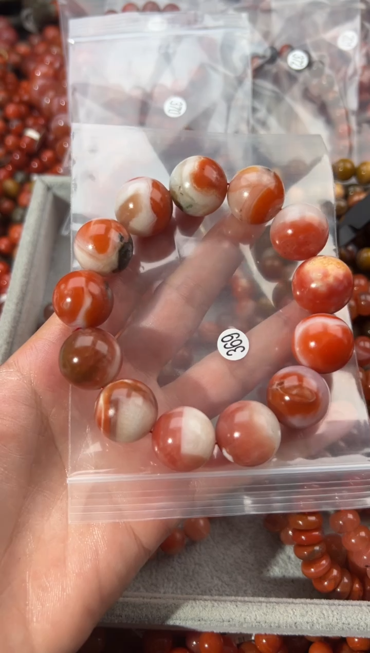 未镶嵌手串南红玛瑙18+