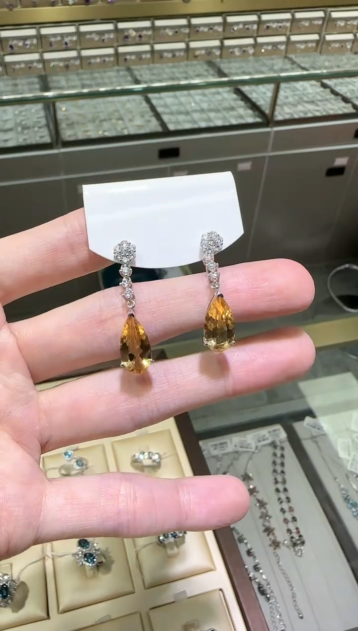 【闪购商品】黄晶耳饰银S925镶嵌8*14mm