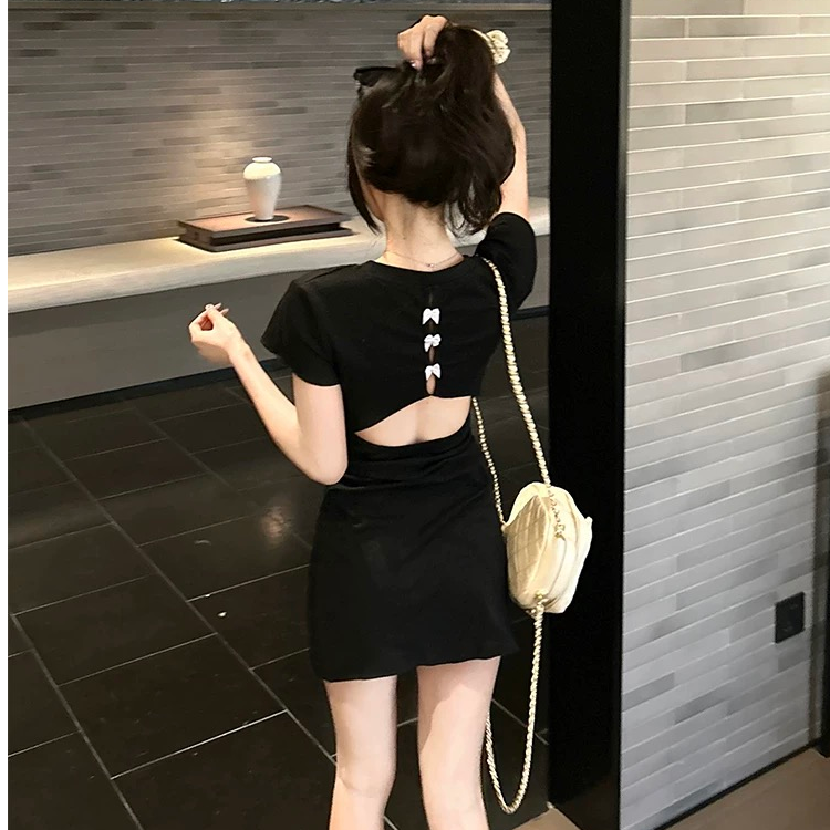 精品气质连衣裙夏季收腰显瘦温柔款吊带长裙（扣号下单）