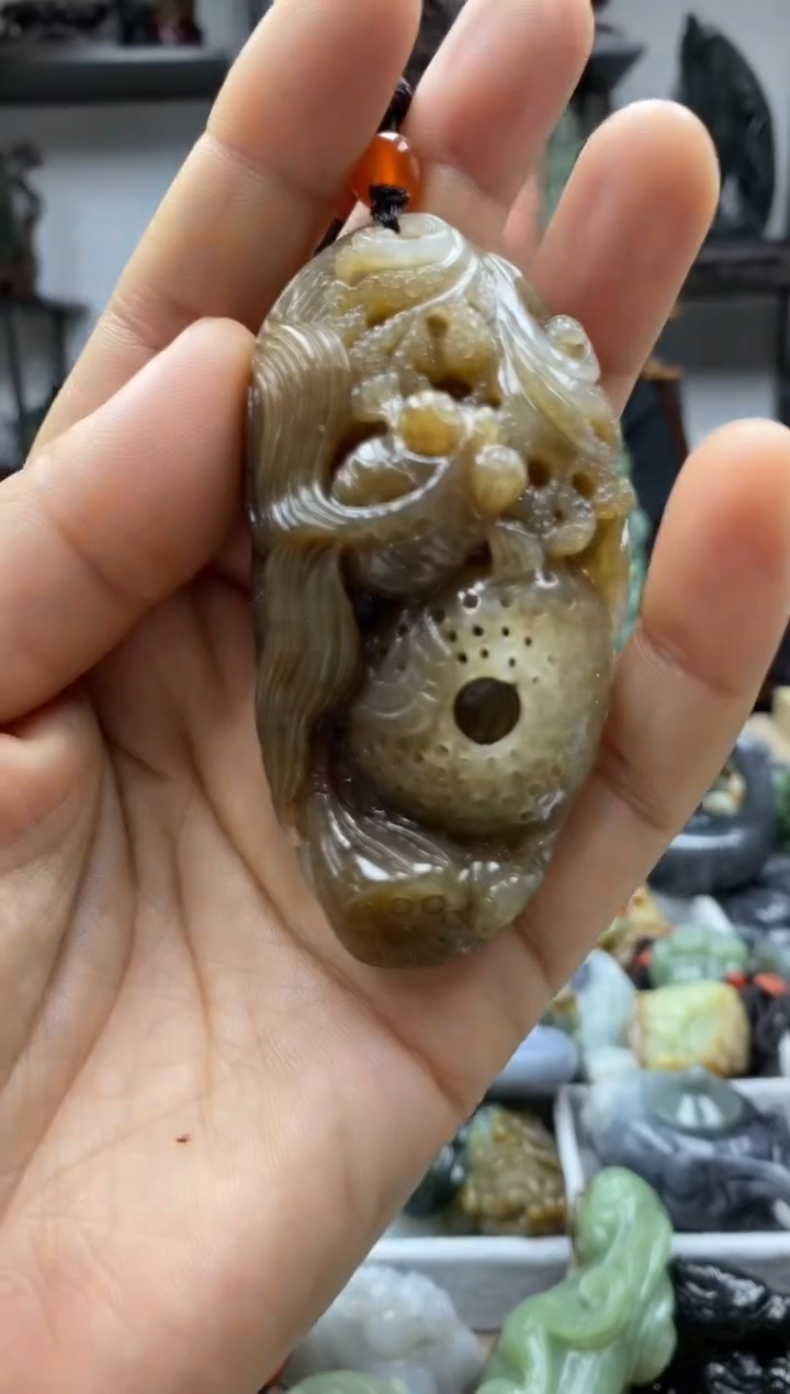 和田玉未镶嵌把件1