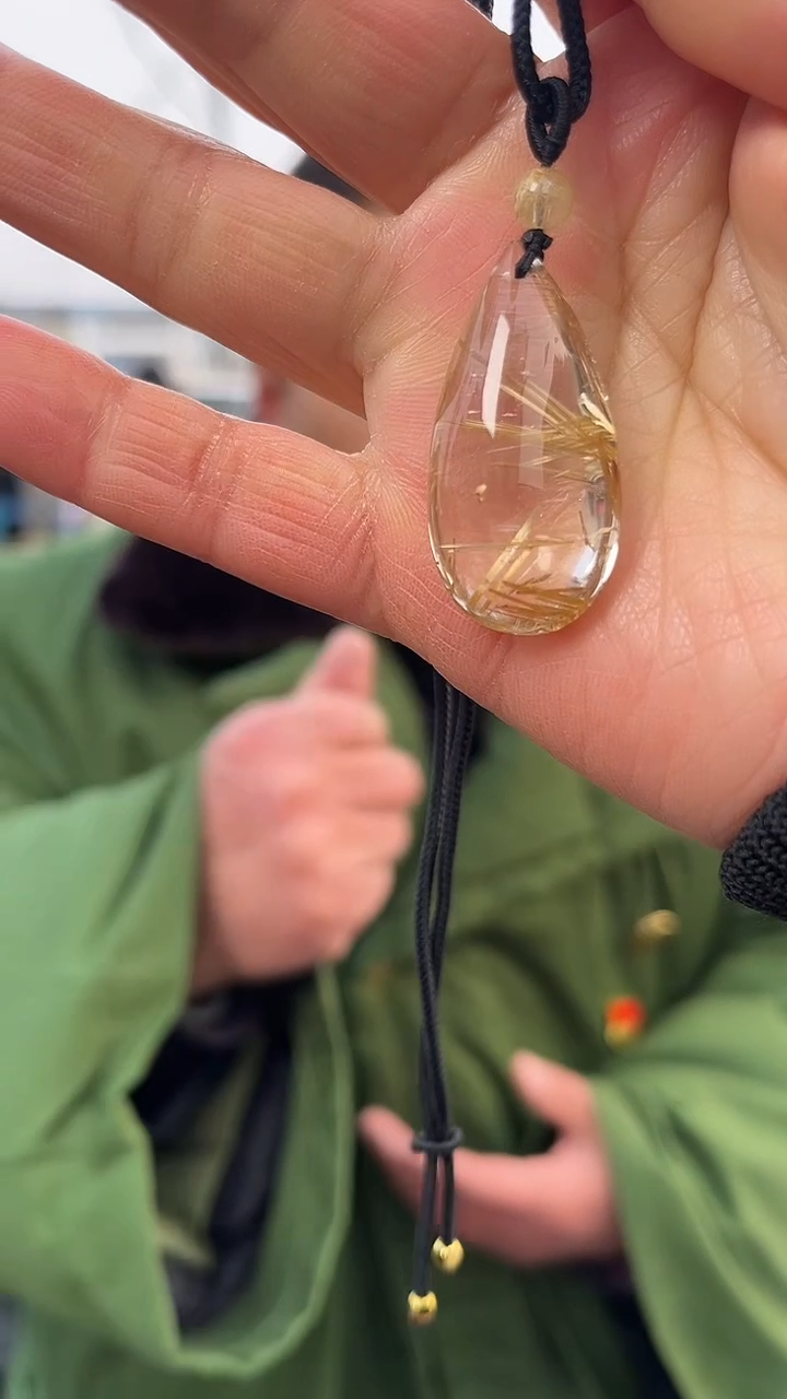 【闪购商品】发晶吊坠(赠链)未镶嵌天然钛晶多样性发一