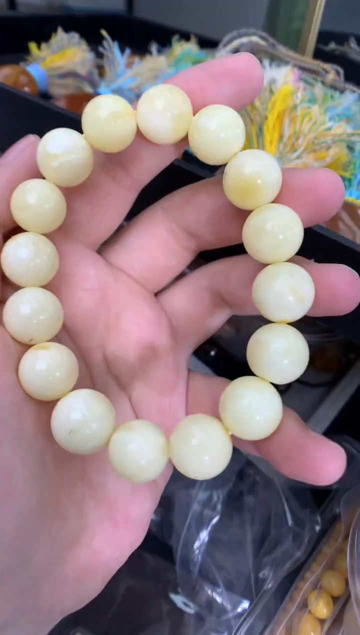 蜜蜡未镶嵌珠宝奇石1