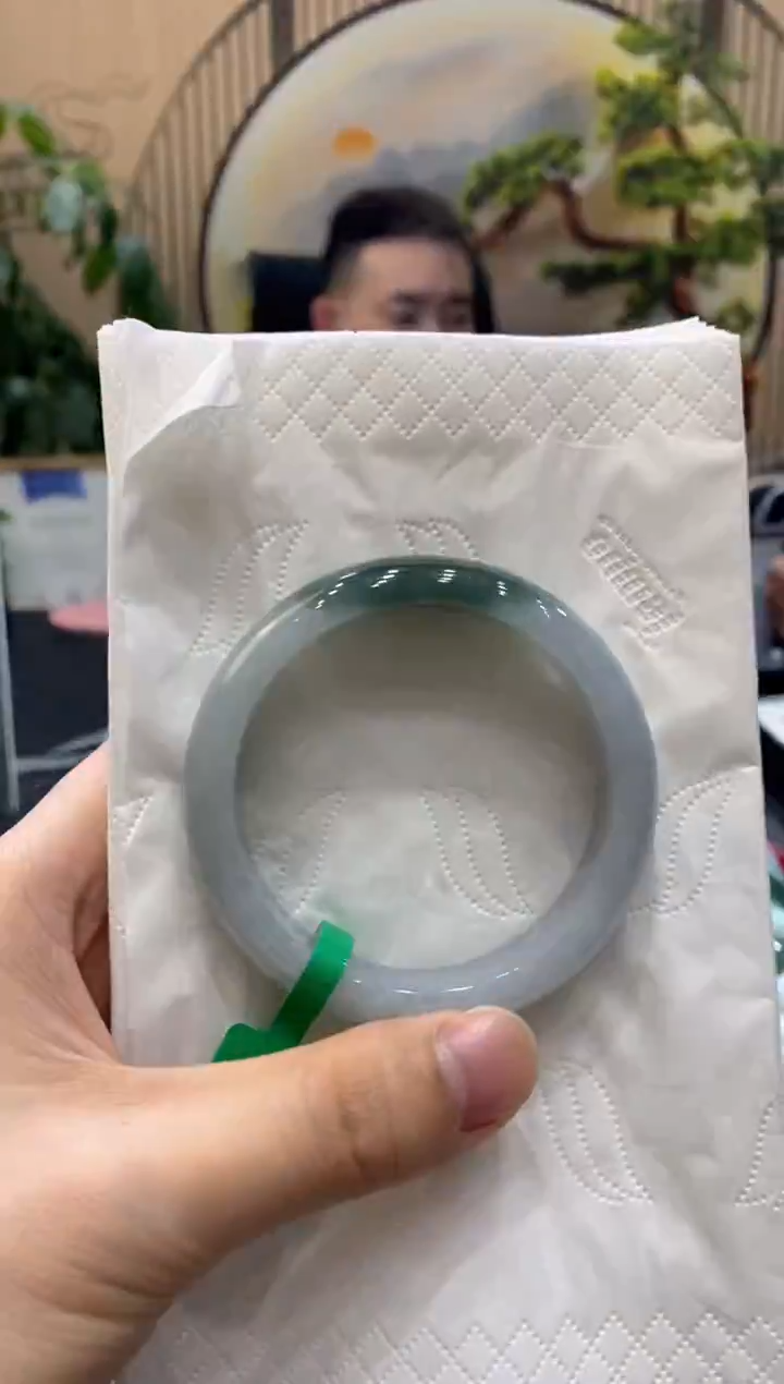 【闪购商品】翡翠手镯未镶嵌000005486