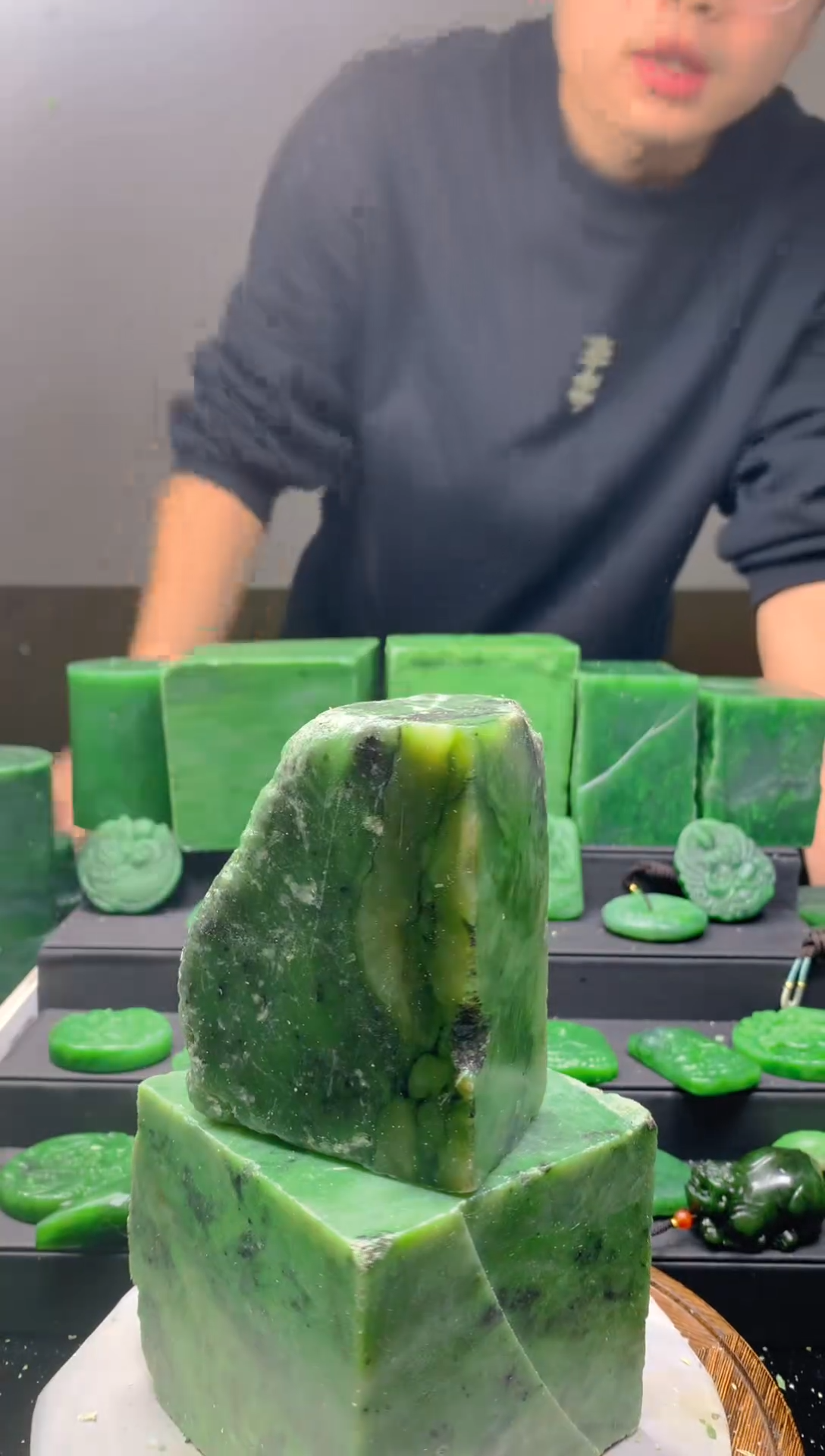 未镶嵌和田玉珠宝半成品1