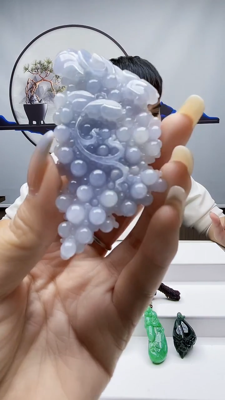 未镶嵌定制翡翠毛货挂件54