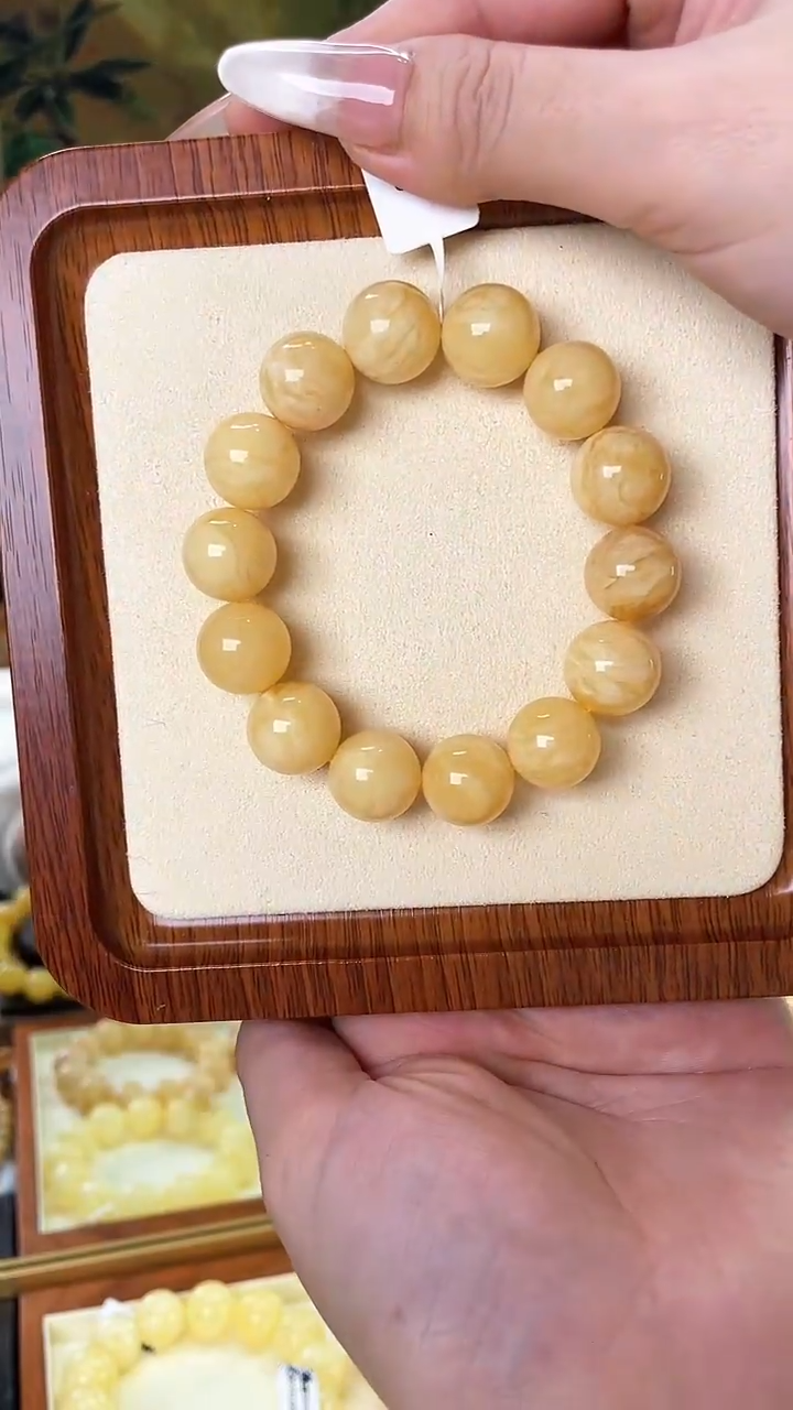 【闪购商品】蜜蜡裸石未镶嵌手串