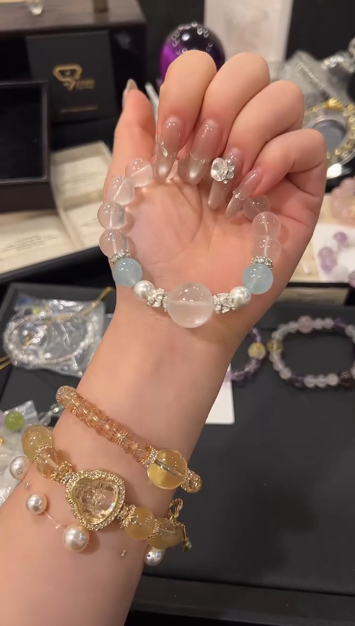 未镶嵌手链水晶奶白晶设计款手串