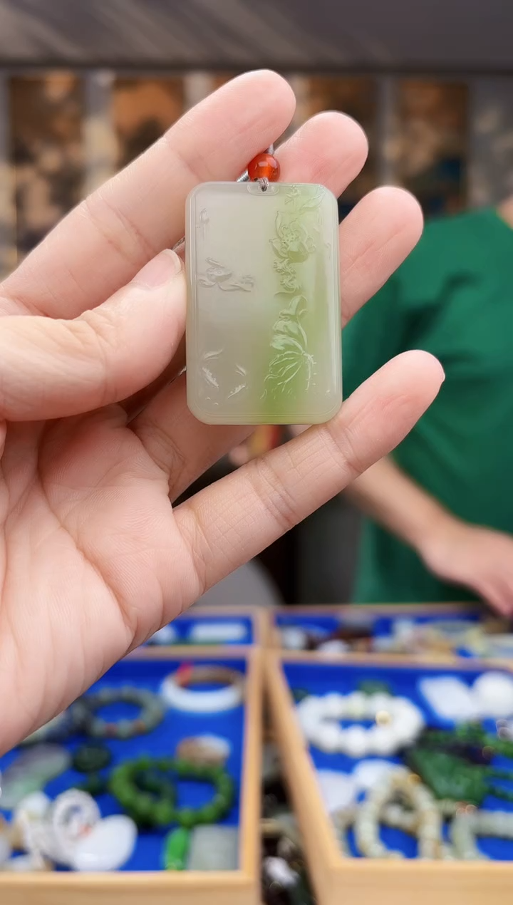 未镶嵌和田玉挂件拍一发一