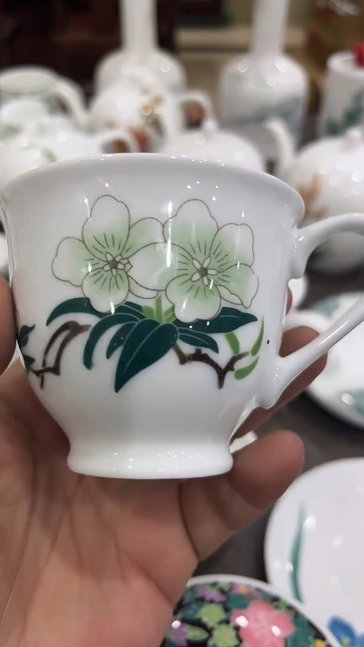 微瑕湖南醴陵釉下五彩陶瓷