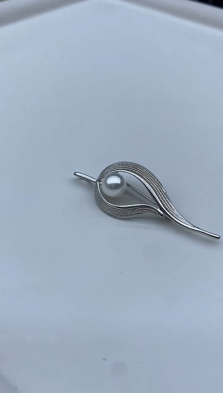 【闪购商品】海水珍珠胸饰银S925镶嵌7.5-8mm