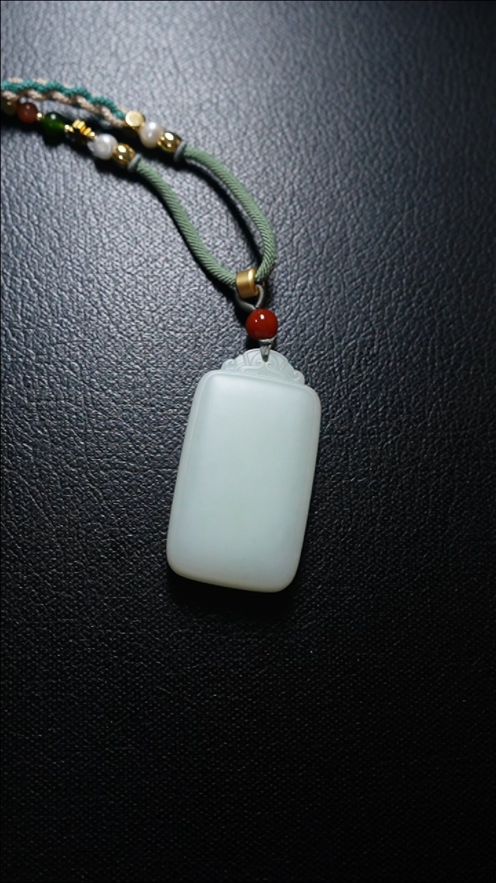 【闪购商品】和田玉颈饰未镶嵌无事牌