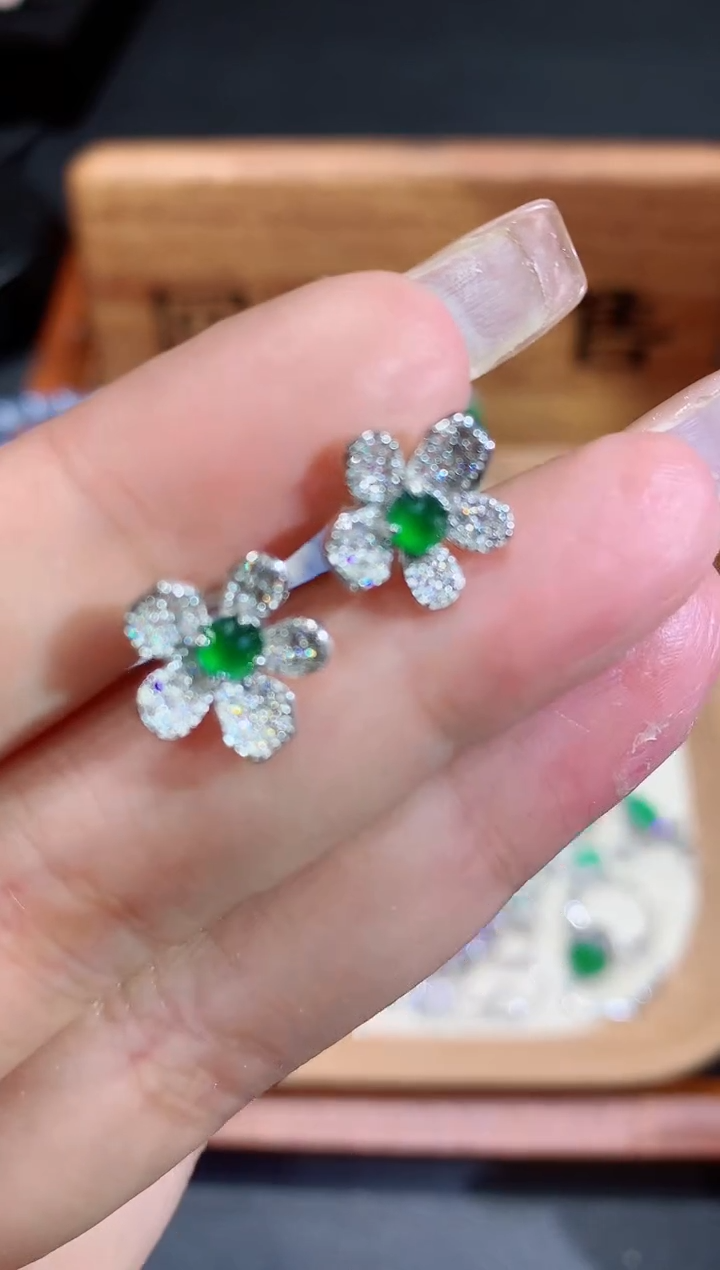 翡翠未镶嵌耳饰6团购多样性发其一