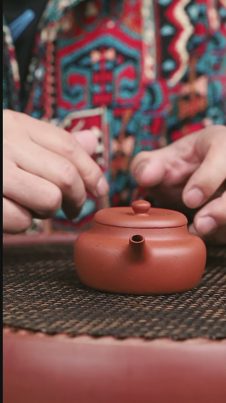 【闪购商品】紫砂朱泥15号沁心150CC/////