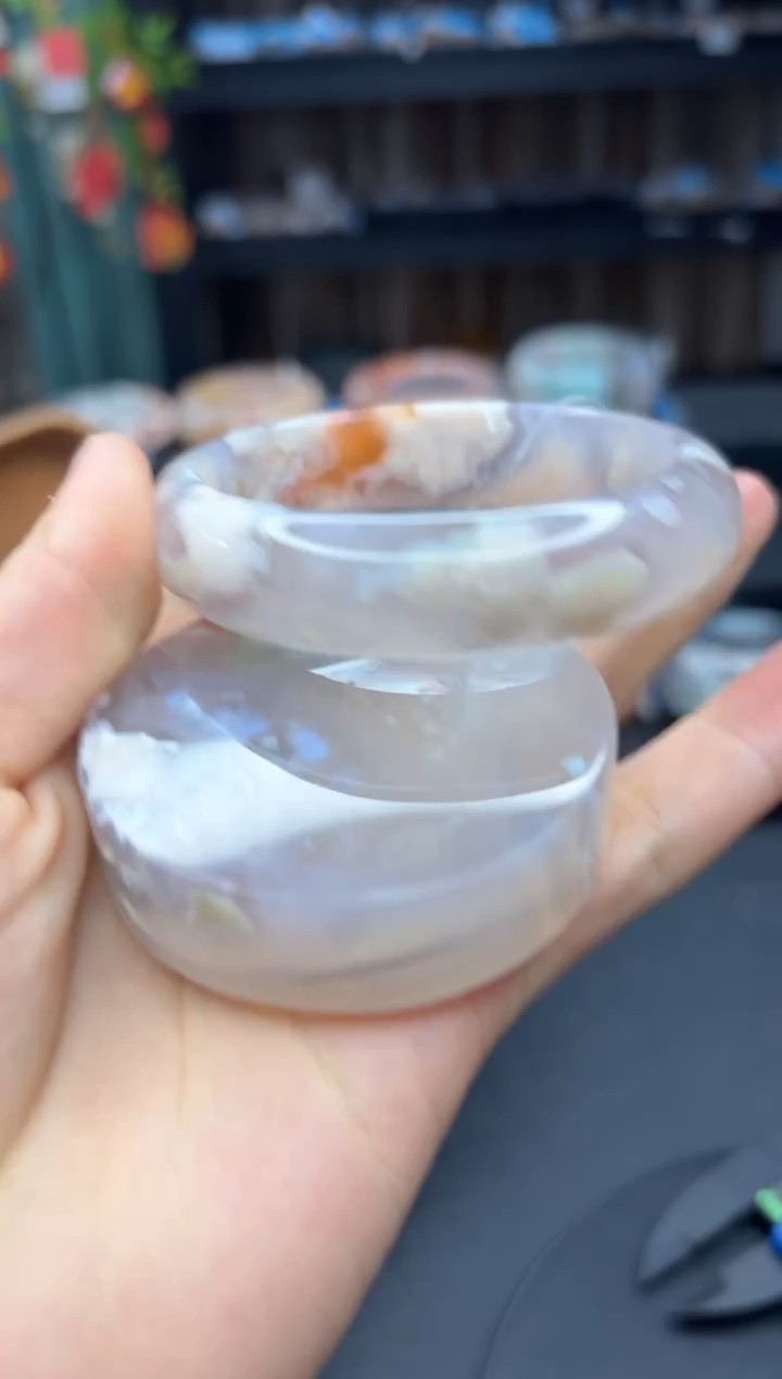 【闪购商品】石英质玉手镯未镶嵌1190（58圈贈送鐲心）