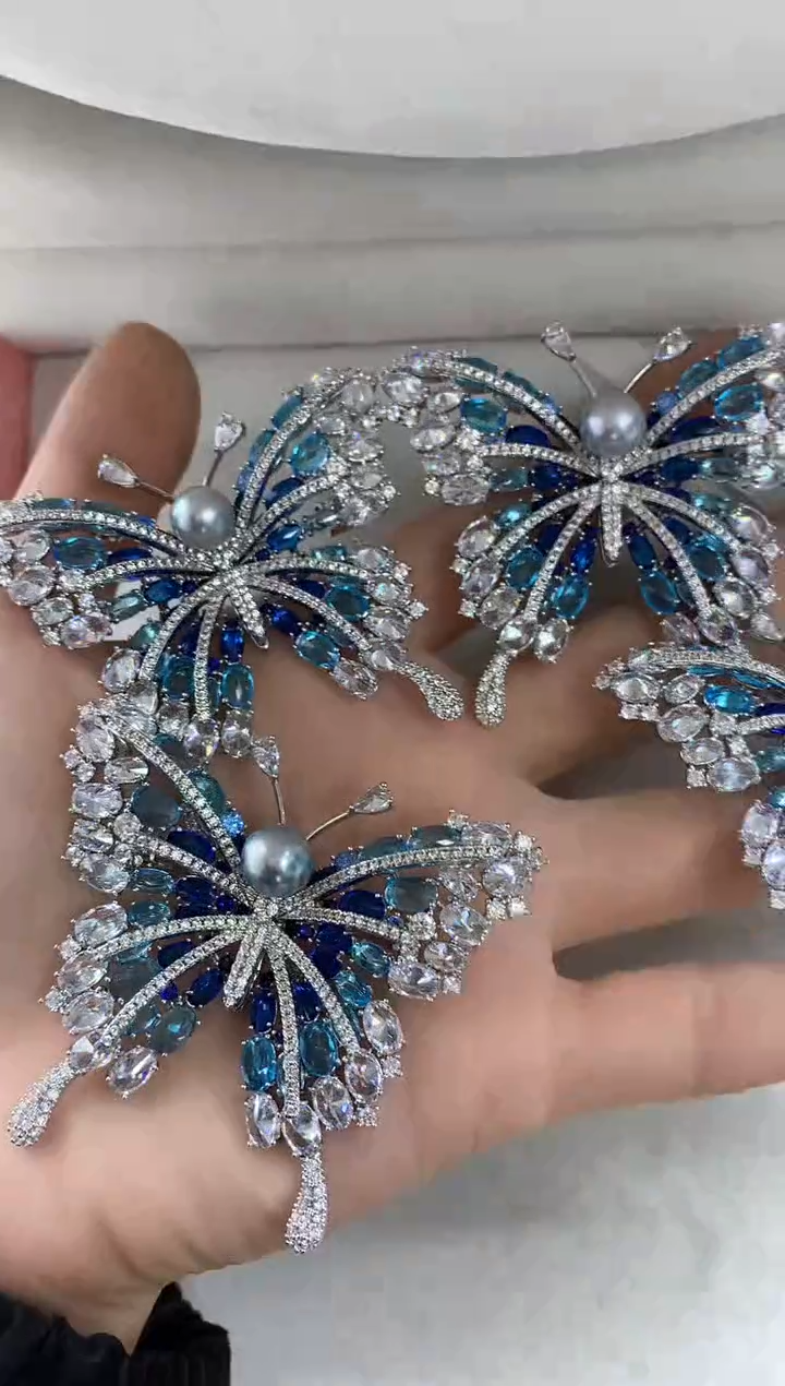 未镶嵌胸饰海水珍珠多样性发其一