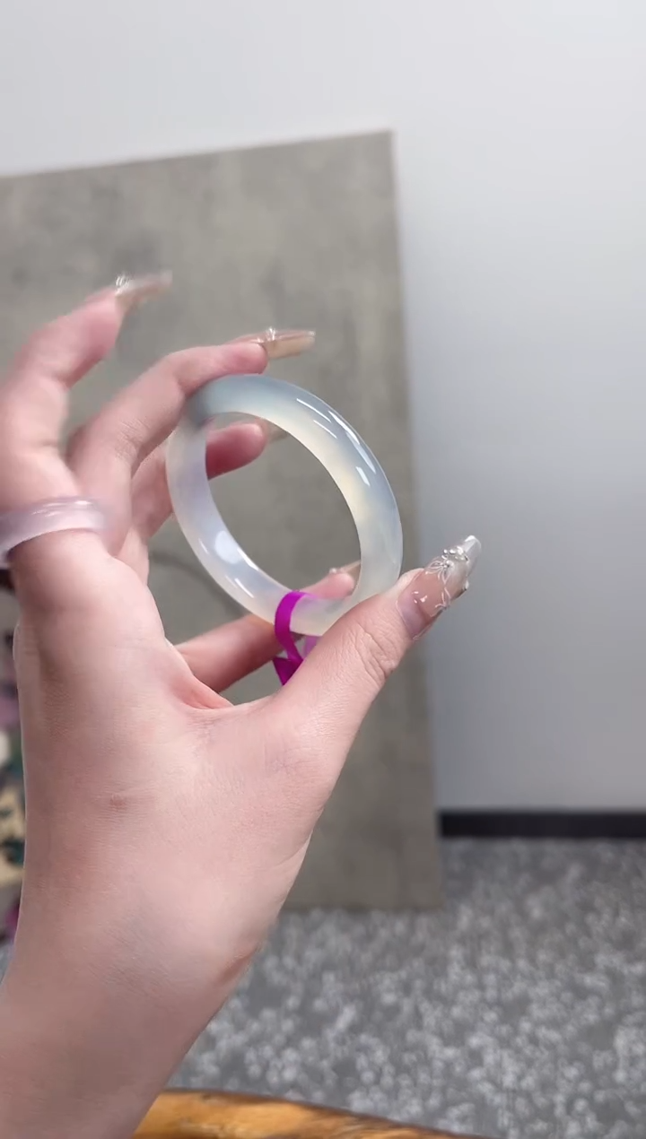 【闪购商品】玛瑙/玉髓手镯未镶嵌54圈 需要包容