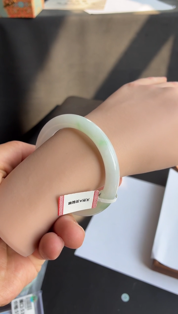 未镶嵌手镯翡翠13号53.8*9.1*8.5圆条