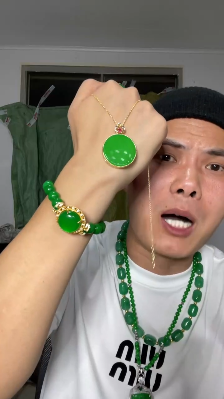 翡翠未镶嵌吊坠(赠链)【小伍珠宝】缅料圆牌吊坠