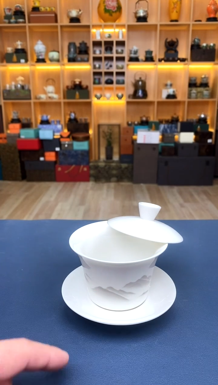 【闪购商品】撤柜高货，价格随便开@@TJ049