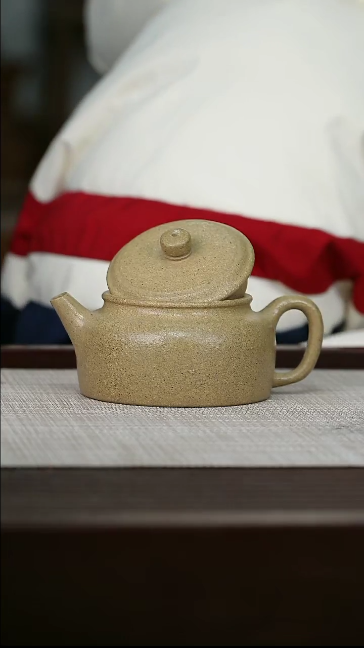 【闪购商品】宜兴原矿紫砂壶茶壶160C