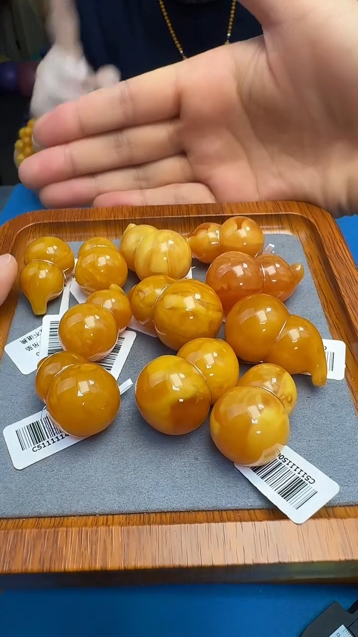 琥珀吊坠(赠链)未镶嵌天然保真蜜蜡葫芦套装（多样性发其一）送链子