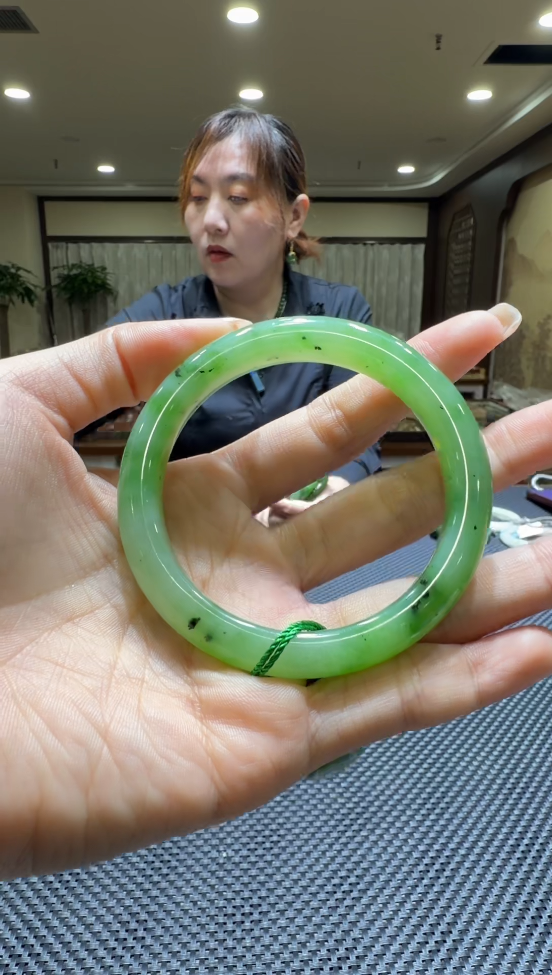 颈饰未镶嵌和田玉手镯58